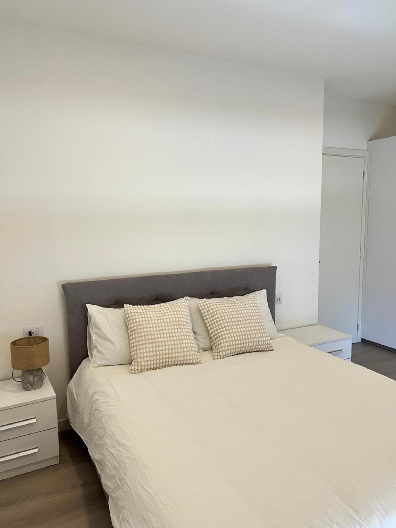 Dreamers Apartment Tirano Luaran gambar