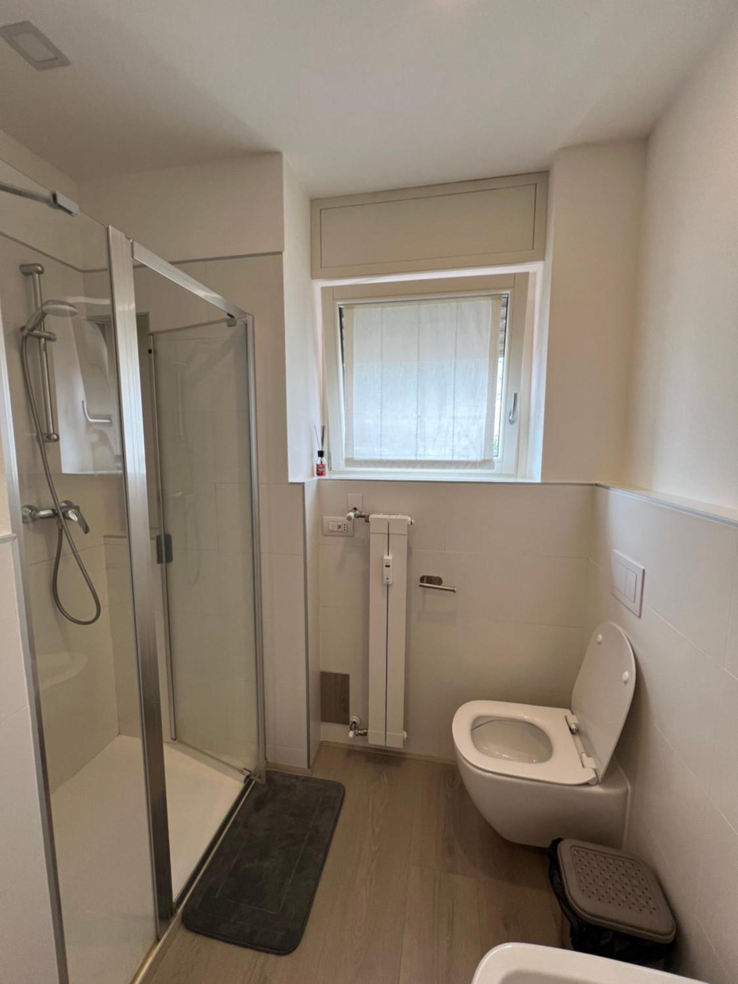 Dreamers Apartment Tirano Luaran gambar